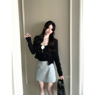 DARA ROSE-腰a字手工立体花朵薄荷色包臀裙短裙半身裙不含上衣