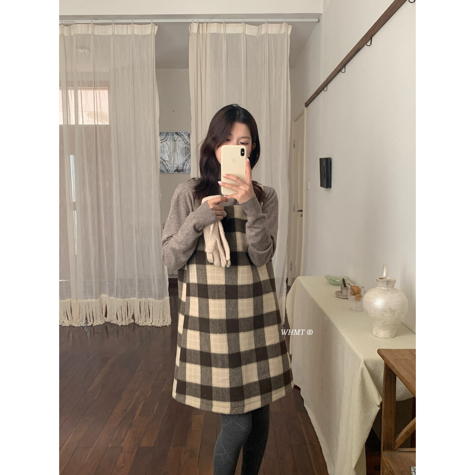 韩系复古方领绒面羊毛呢格纹背心连衣裙(含20羊毛)