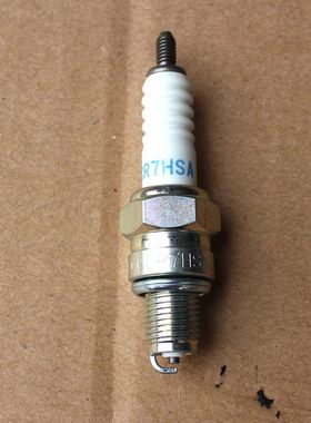 新大洲本田踏板车50 自由50火花塞 型号CR7HSA火花塞7T原厂正品