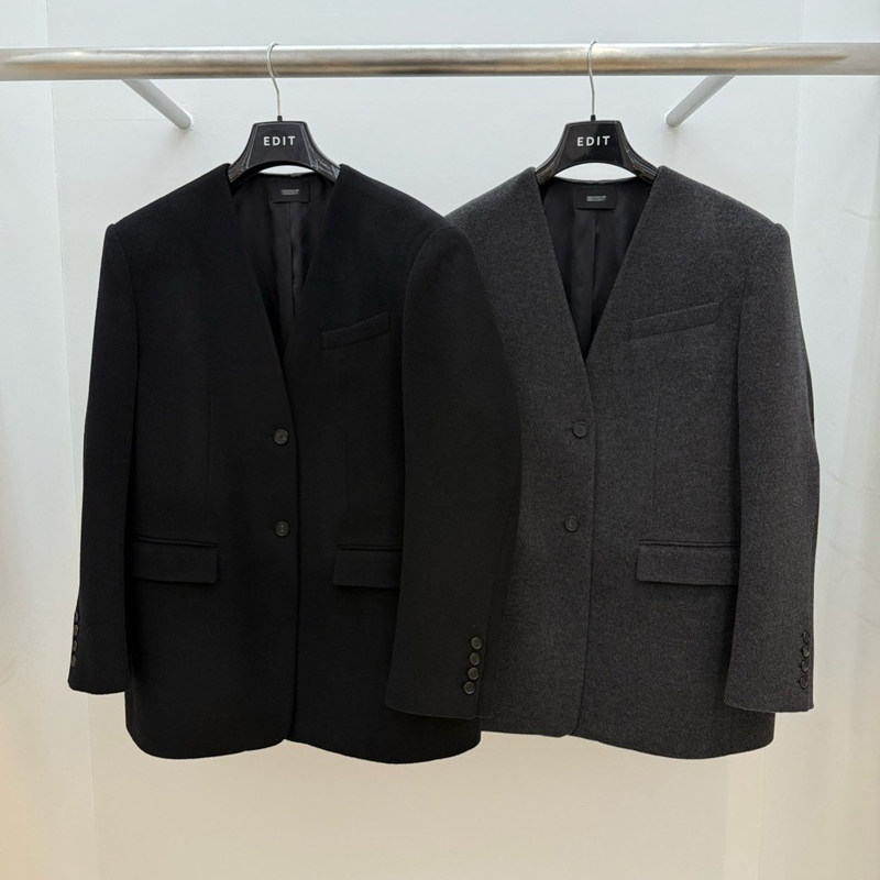 2025秋冬季新款韩版宽松时尚V领毛呢外套女气质加厚单排扣呢大衣