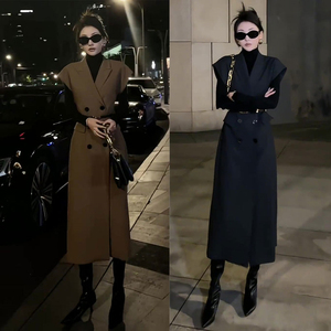 欧货气质修身套装女2023早秋新款显瘦中领打底上衣无袖风衣两件套