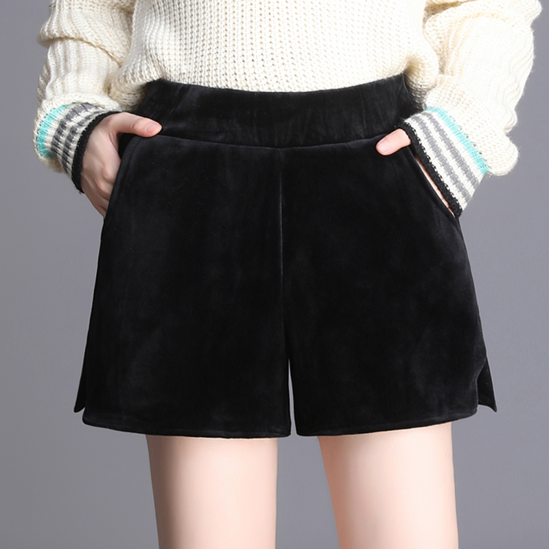 金丝绒短裤外穿宽松秋冬黑色高腰
