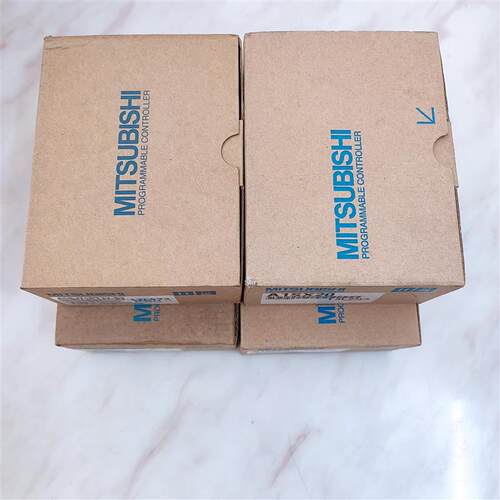 A1SJ71PB92D PT32-S3 A4UMCA-8E Q2ASHCPU-S124 A1S48Y18 42P