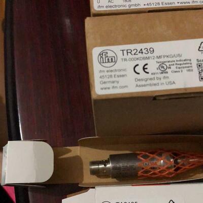 全新原装易福门IFM TR2439 TR7432 TA2135温度传感器现货询价