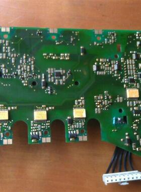 伟肯变频器NXS 30KW驱动板   价格另议   pc00219 J询价