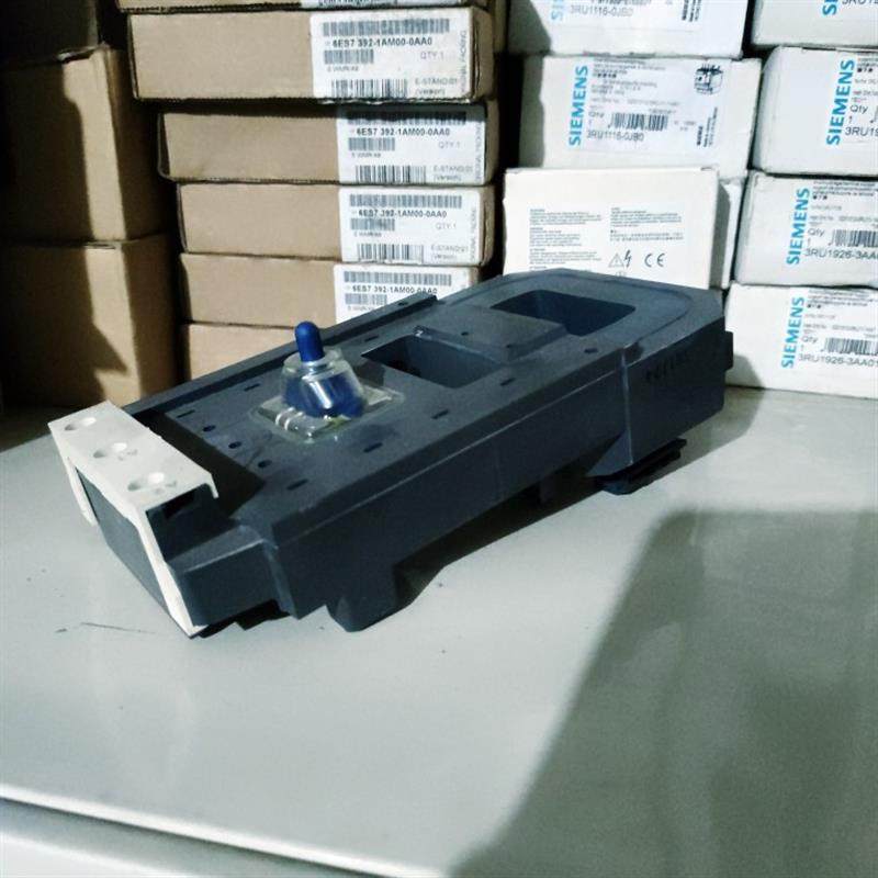 施耐德 LX4FL220S188  220VDC询价