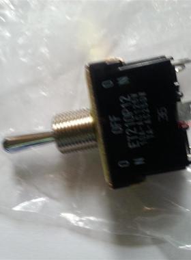 供应原装钮子开关ET210P126脚3档询价