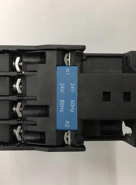 原装正品LC1D3201B7N  AC24V 50/60Hz施耐德三级交流接触器询价