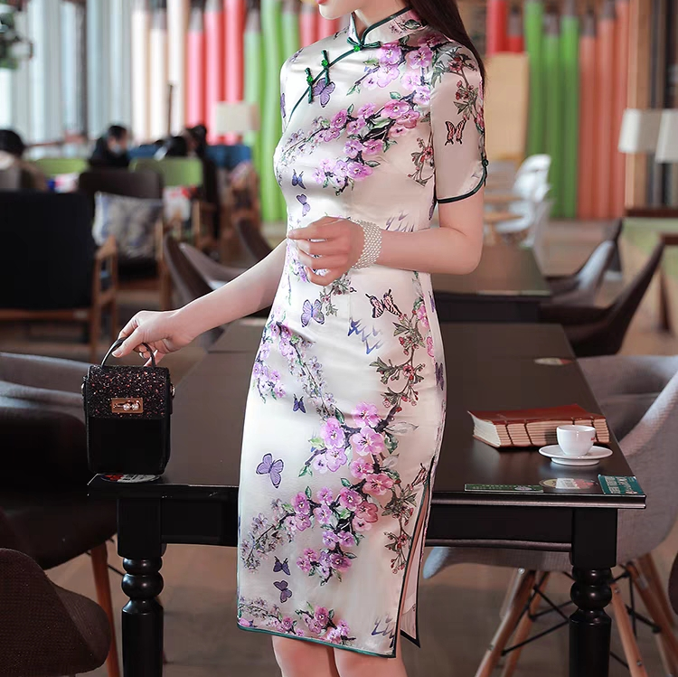 女士真丝旗袍中长款桑蚕丝2023气质年轻款改良版时尚印花连衣裙