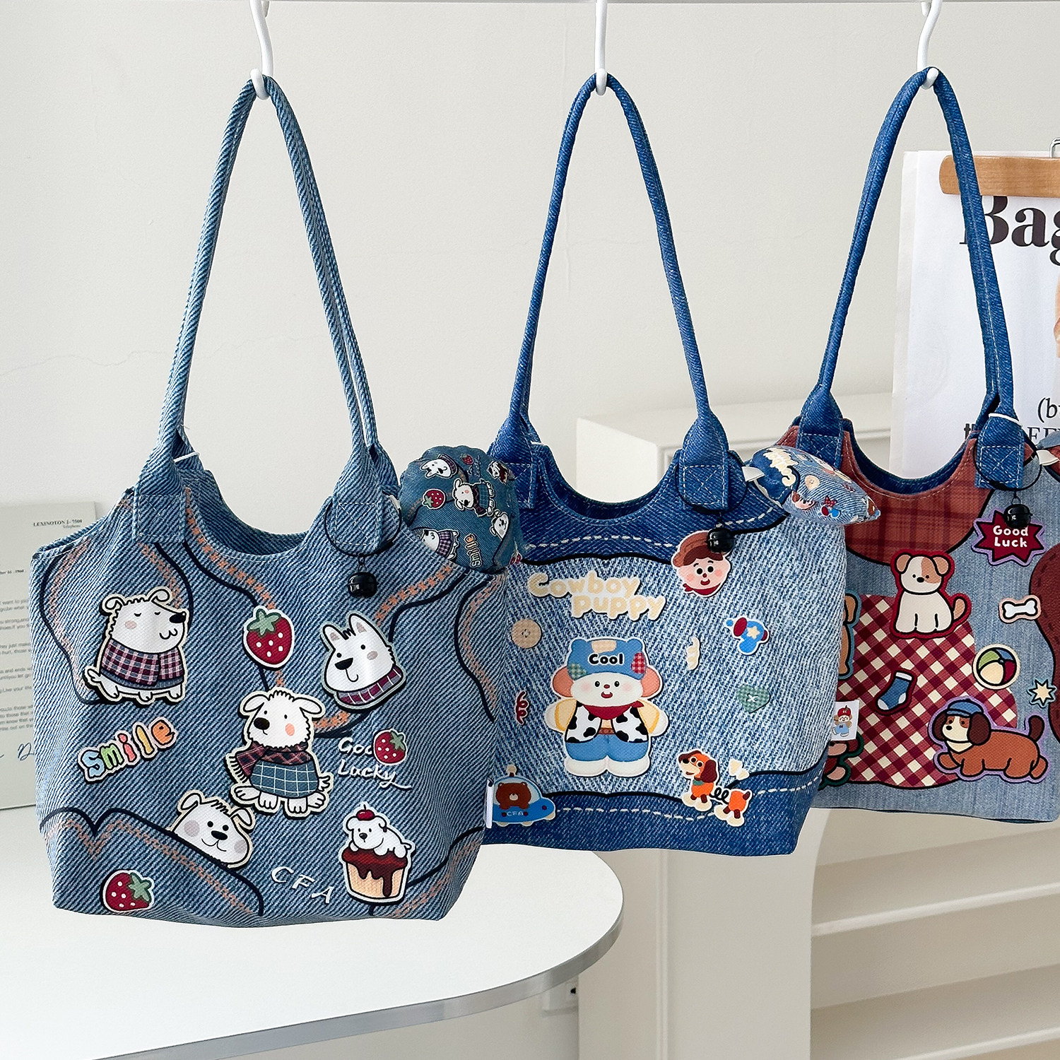 2025新款时尚百搭牛仔布单肩包女大容量通勤托特包高级感手提包包,箱包皮具/热销女包/男包,托特包,淘宝优惠券,粉丝福利购,淘宝优惠卷