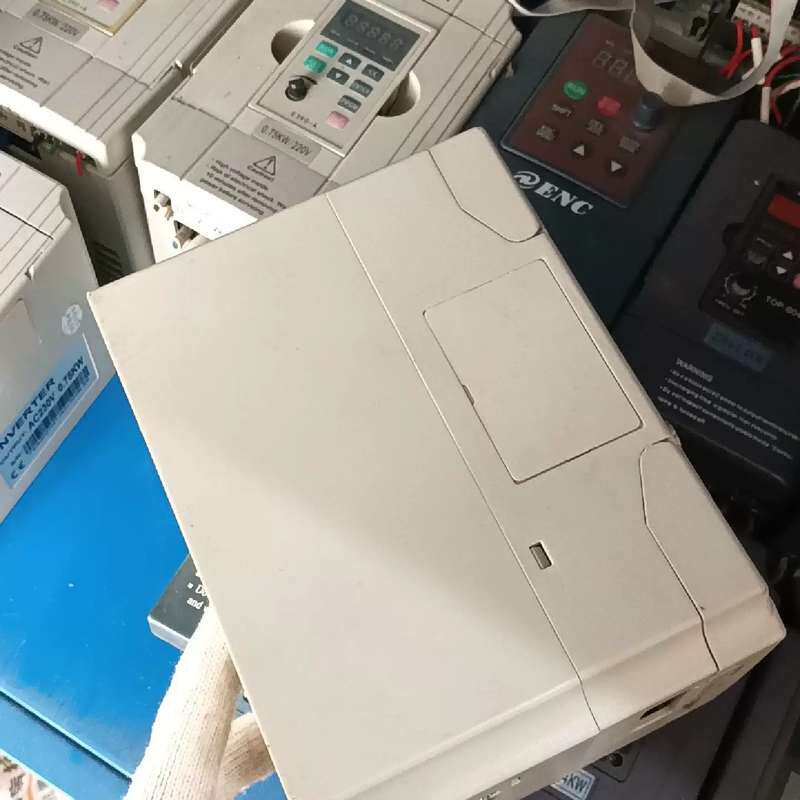 议价台创变频器E390A0.75KW220V