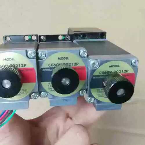 议价步进马达 C060V-90212P，。成色漂亮。