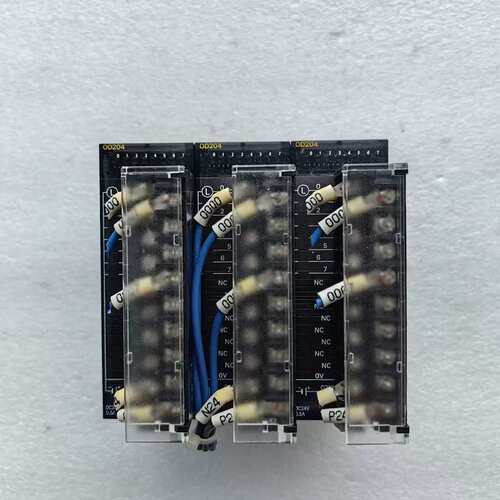 议价CJ1W-OD204 货 成色非常