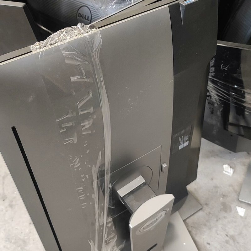 议价戴尔U2417H,U2717D碎屏显示器,通电有线,成色很好