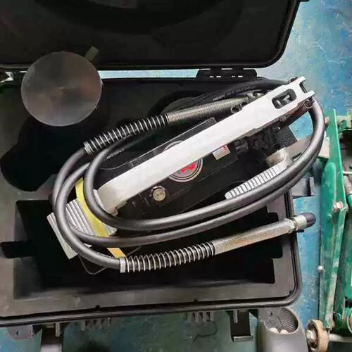 议价湖北远程铁道科技，CRH2A联轴器液压更换装置，P-6，70