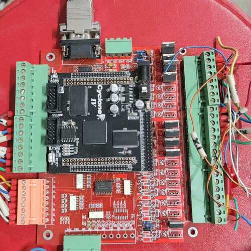 议价阿特拉芯片 型号EP4CE15F17C8N 如图所示