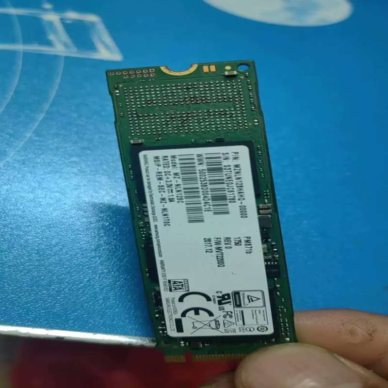 议价128G固态硬碟 128G m2固态包邮成色如-