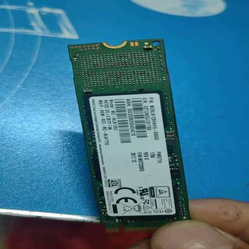 议价128G固态硬碟 128G m2固态包邮成色如-