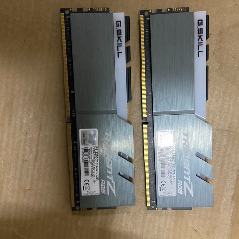 议价芝奇幻光戟ddr4 3200 16g×2 32g c16台式
