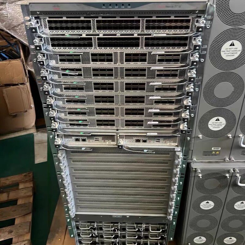 议价思科/CISCO 7718 核心交换机 具体配置如下: