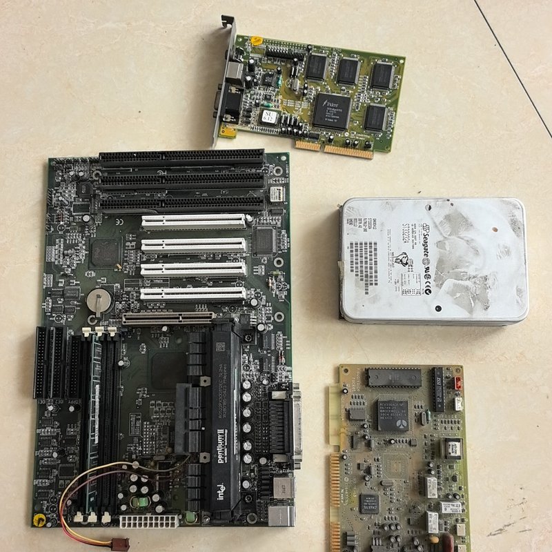 议价老主板一套+希捷7200.2 80G硬盘+ISA显卡+PCI