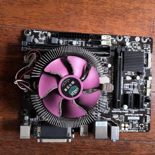议价技嘉GA-H81M-DS2主板＋G3260处理器套装，下