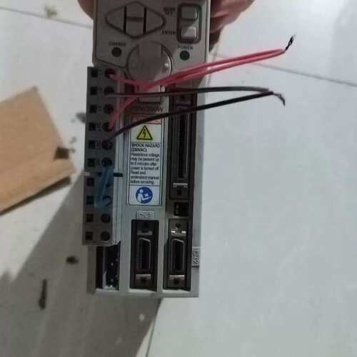 议价件  变频器 2003-CSD3-02BX2 图