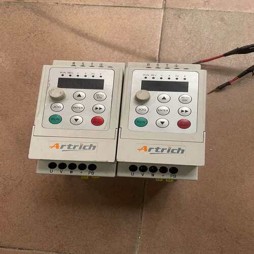 议价变频器.AR80iL-0015.1.5KW.成色外观如
