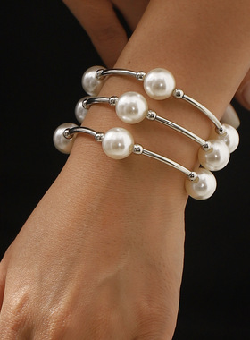 欧美ins气质珍珠优雅小巧手镯女生旅行聚会礼物