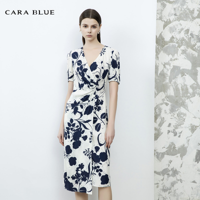 喀啦CARABLUE 优雅气质通勤百搭V领连衣裙 KB241MWO0108 不可水洗