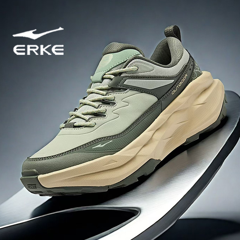 鸿星尔克男鞋2026冬季新款皮面耐磨防滑防水男士运动鞋厚底休闲鞋