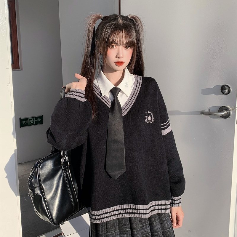 荒诞祭原创猫遇JK制服刺绣五色软妹宽松V领针织学生套头长袖毛衣
