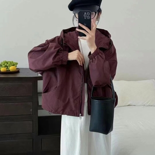 清仓连帽高级感冲锋衣女2024秋款 宽松夹克外套上衣乐乐9326 韩版