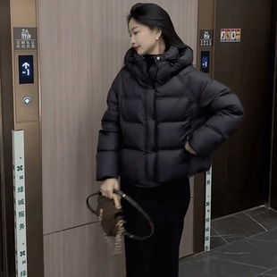 软糯泡芙白鸭绒短款连帽羽绒服女冬季新款宽松显瘦小个子面包服潮