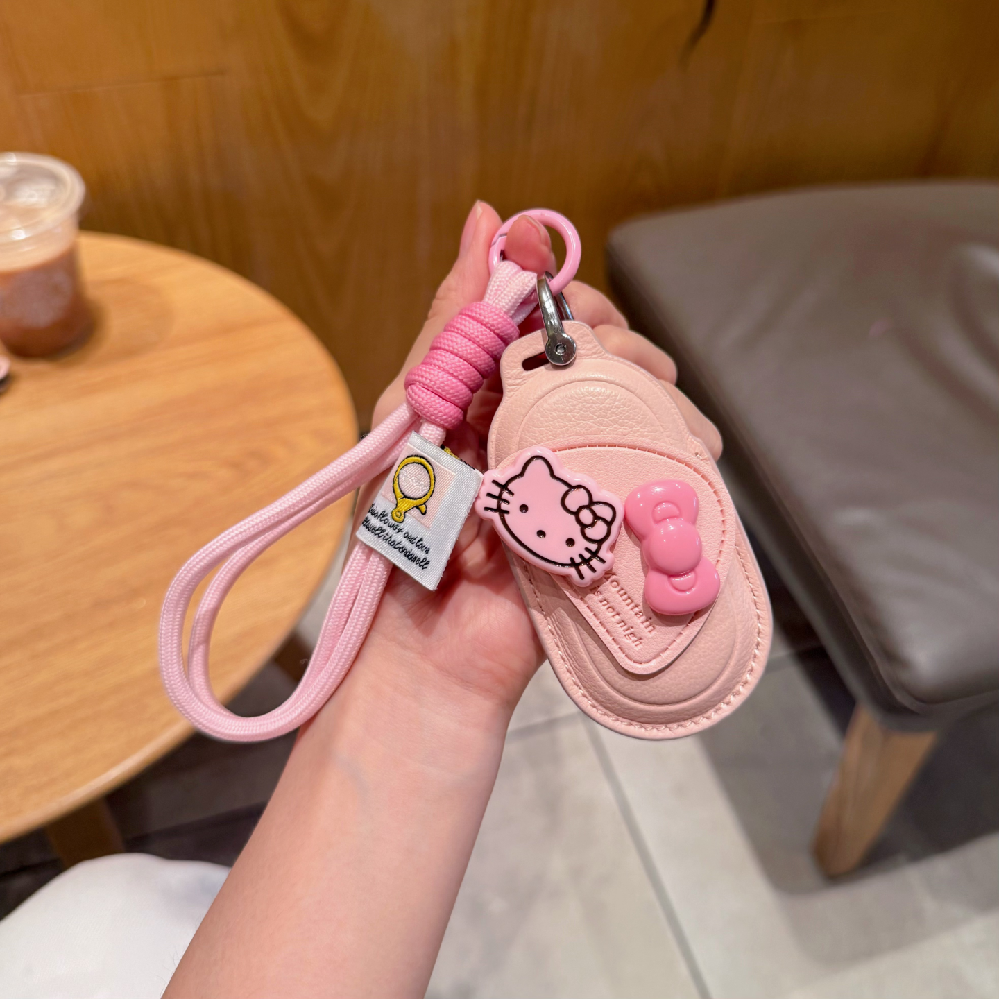 适用奔驰26款钥匙套C260L新E级车C级扣E300L包GLC300女GLE女真皮