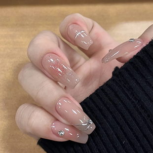 Lilynail裸肤立体感腮红涂鸦纯手工定制穿戴甲高级感美甲贴片新款