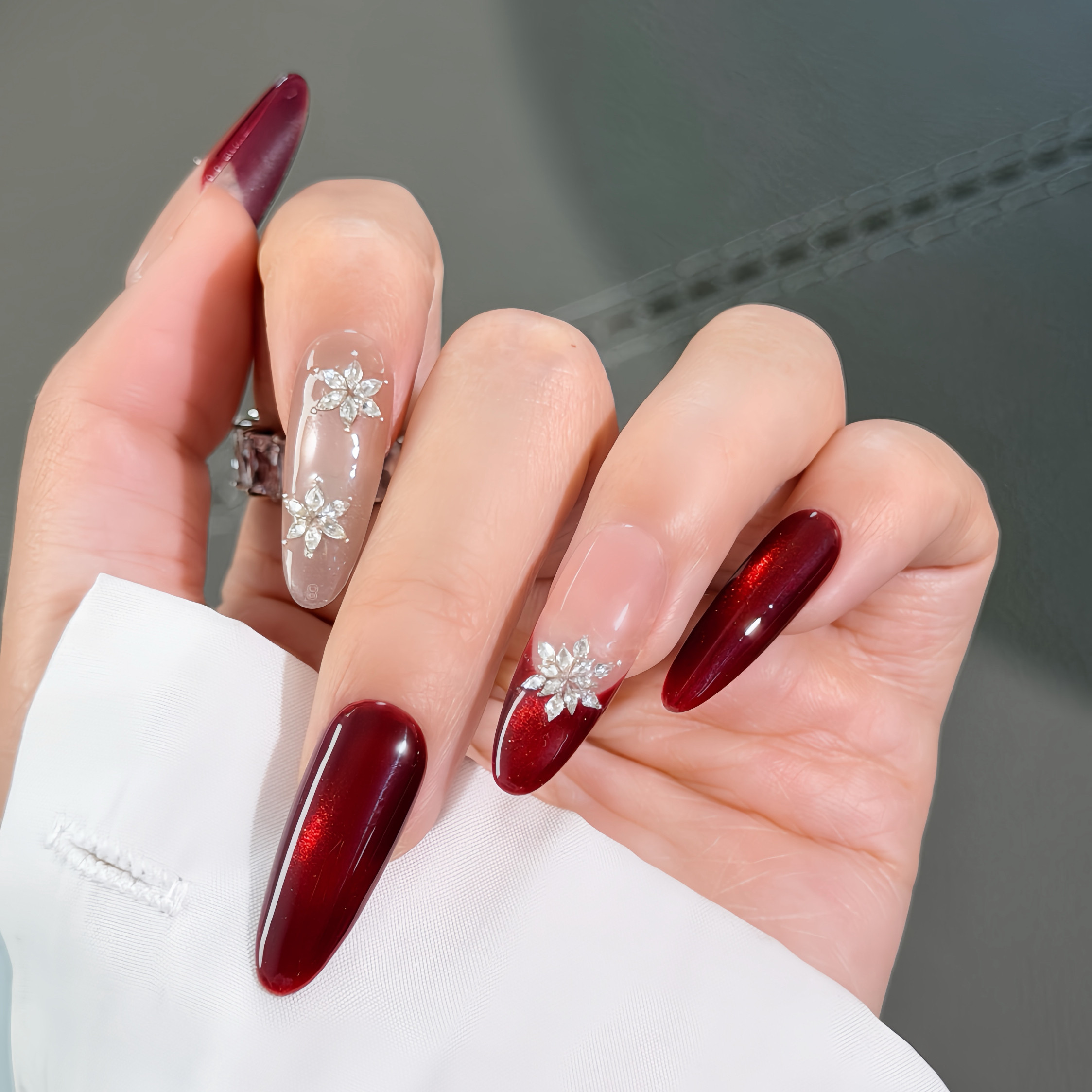 【Lilynail红宝石星芒】手工穿戴甲红色2026新款新年美甲贴中长款,彩妆/香水/美妆工具,穿戴甲/甲片,淘宝优惠券,粉丝福利购,淘宝优惠卷