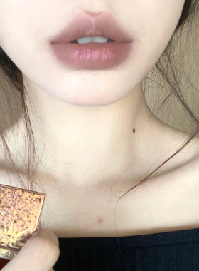 亚裔小性感偏光唇釉欧美酷girl心头爱 girlcult唇釉蕾丝炸弹 裸色