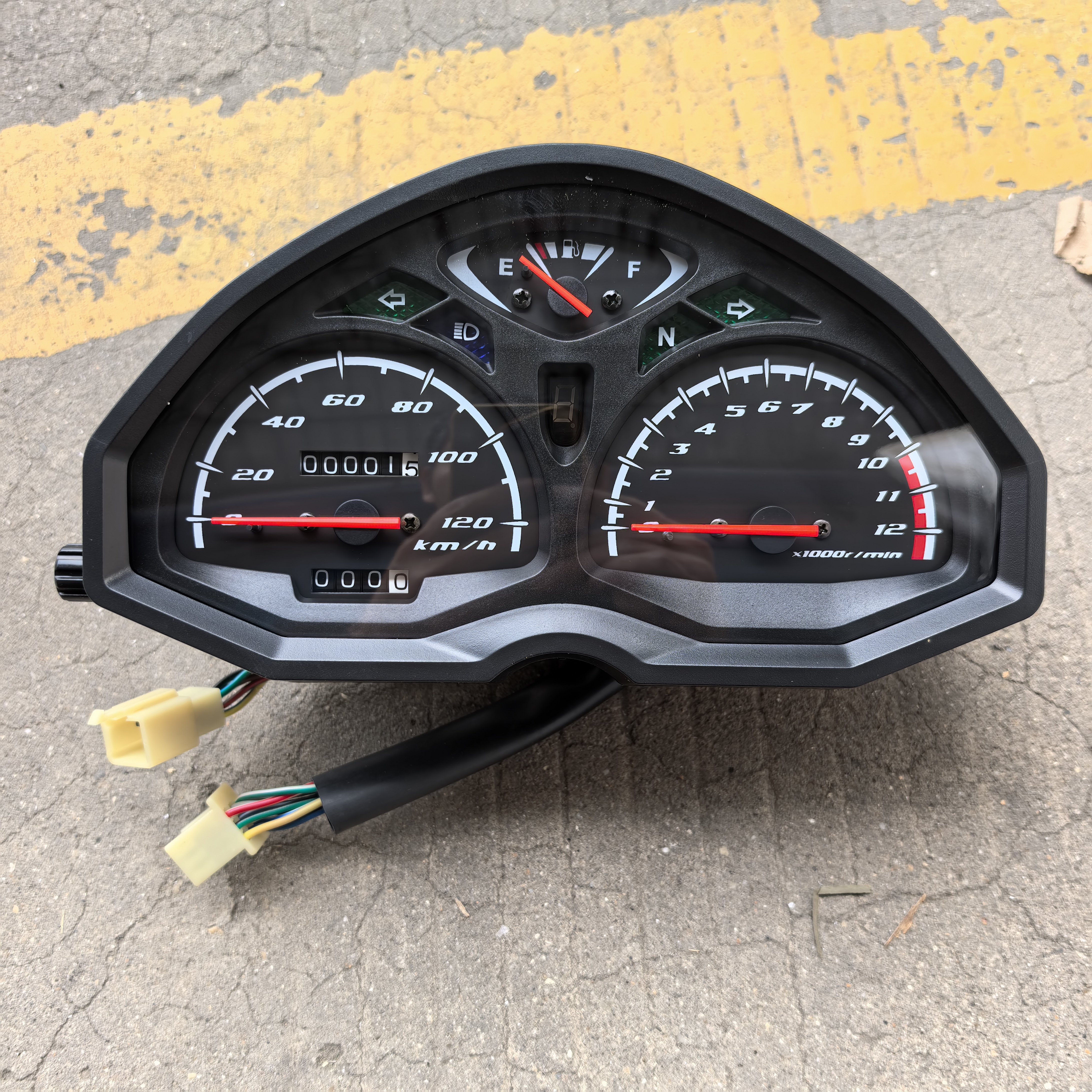 适用钱江摩托车配件金刚QJ125-18A/23/QJ150-16/12仪表码表盘公里