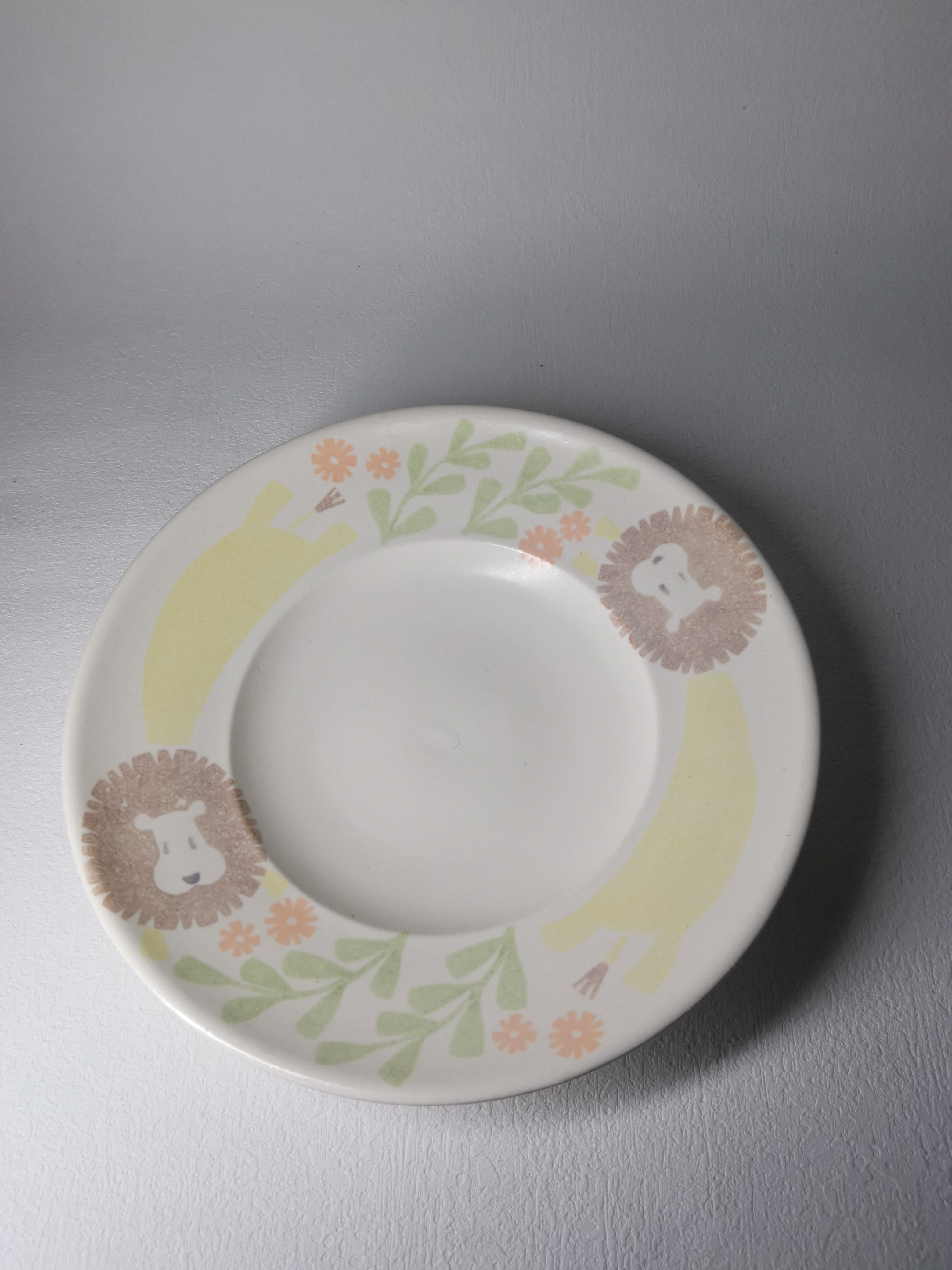 日本作家器 菊知真由美 纯手工圆形卡通狮子陶瓷盘果盘盘子圆盘