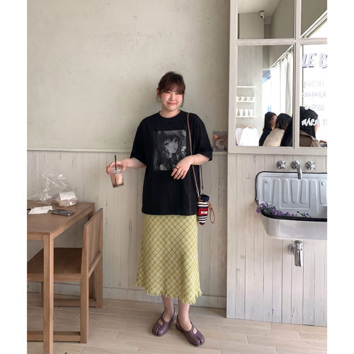 Q了个T大码女装微胖mm流苏鱼尾半身裙两件套巨好看时髦套装高级感