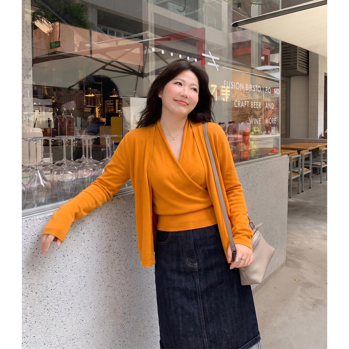 Q了个T秋季重要场合大码女装微胖mm设计感针织开衫独特漂亮上衣