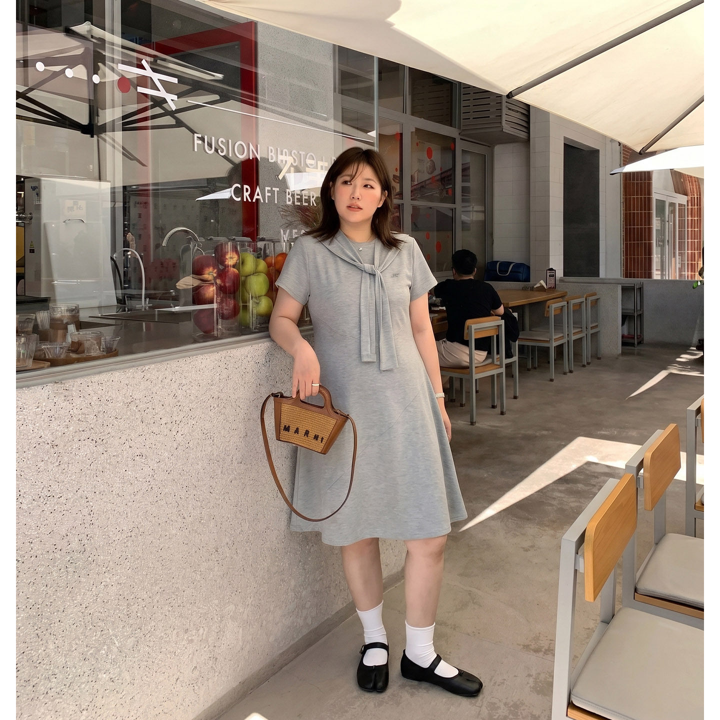 Q了个T大码女装微胖mm韩系巨好看显瘦大方得体绝美超火连衣裙