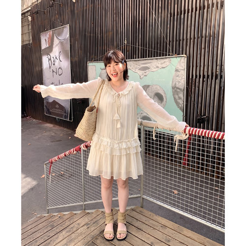 Q了个T大码女装微胖mm流苏系带肌理褶皱蛋糕连衣裙