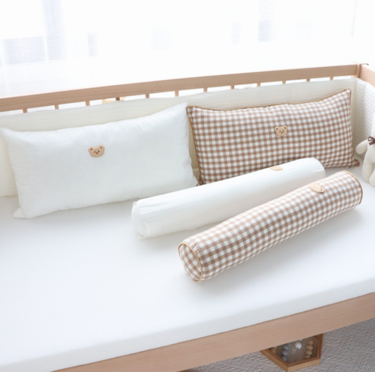 ins韩风小熊抱枕婴儿格子枕头