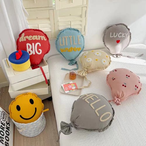 nc沙发抱枕家居可爱抱枕热气球