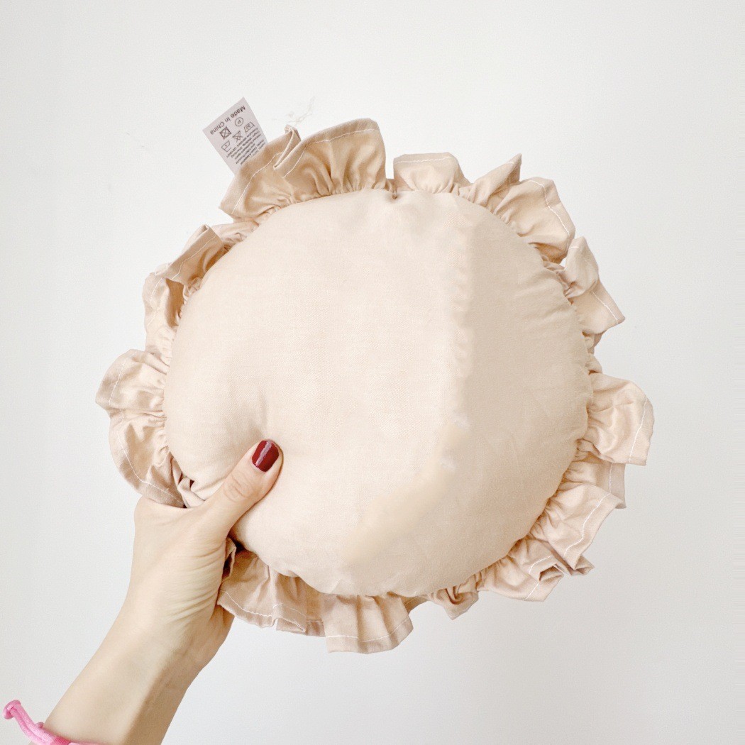 nice纯棉花边圆形小靠枕抱枕