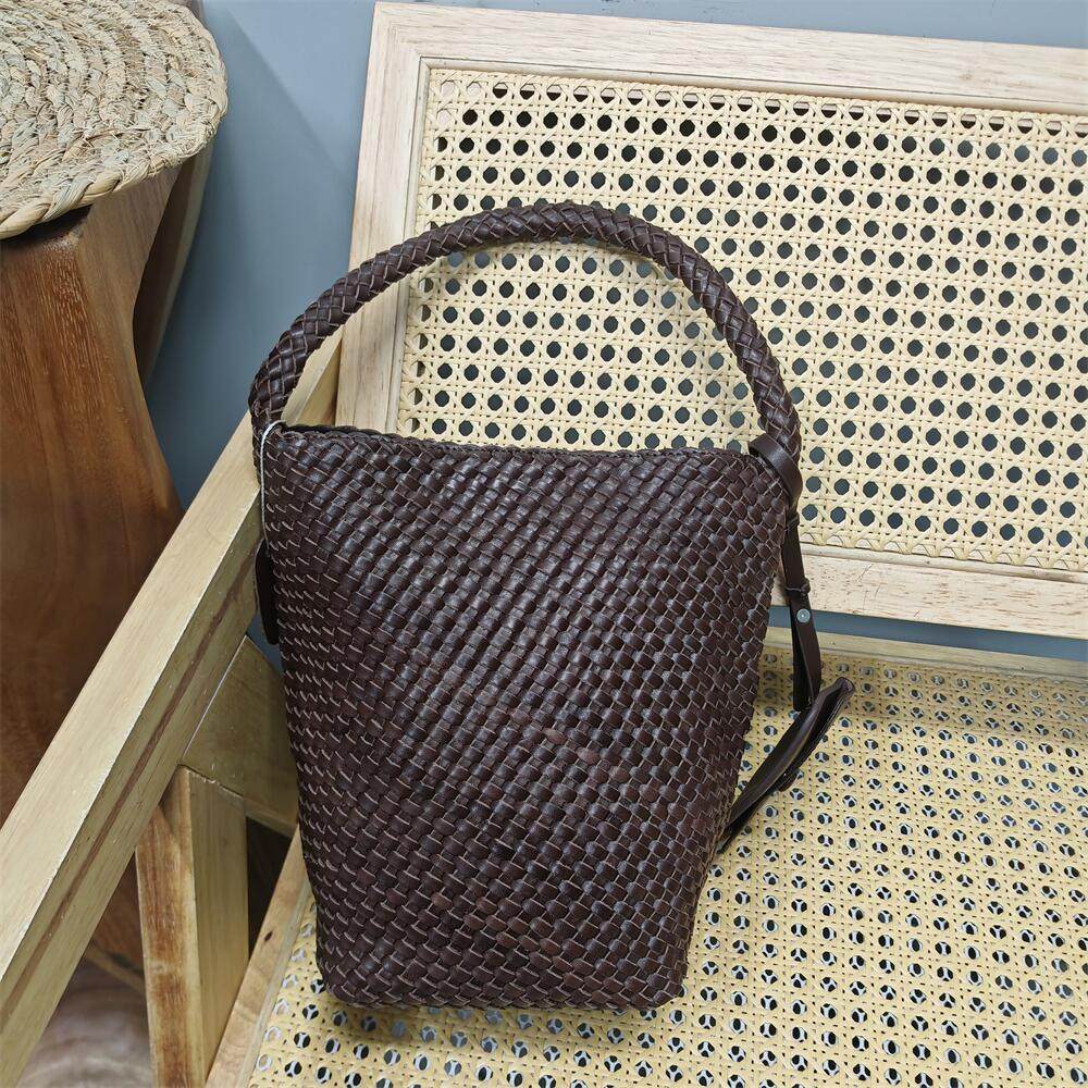 头层植鞣牛皮纯手工编制真皮复古手提百搭多功能简约水桶妈妈女包