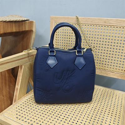 尾货专柜品牌捡漏枕头女大包