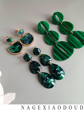 T33少量库存绿色系高级感亚克力迷彩花纹醋酸长款耳环夏季